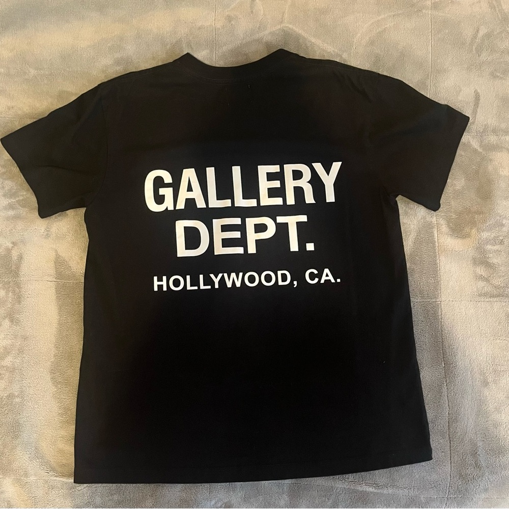 Gallery Dept - Picture 2 of 3